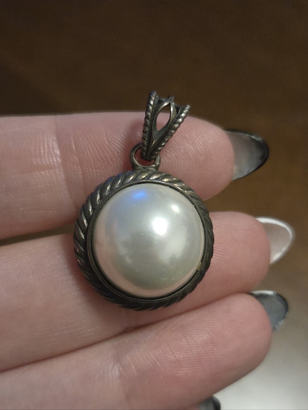 Sterling Silver White Pearl Pendant Necklace